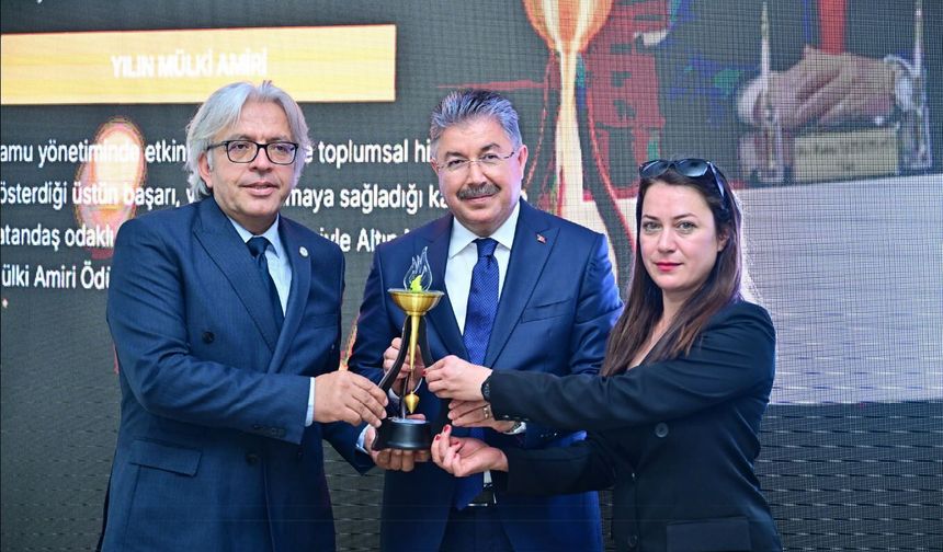 Vali Yılmaz'a “Yılın Mülki İdare Amiri” Ödülü