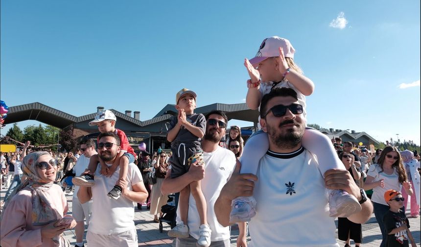 Eskişehir OSB Çocuk Şenliği'nde Eğlenceye Doydular