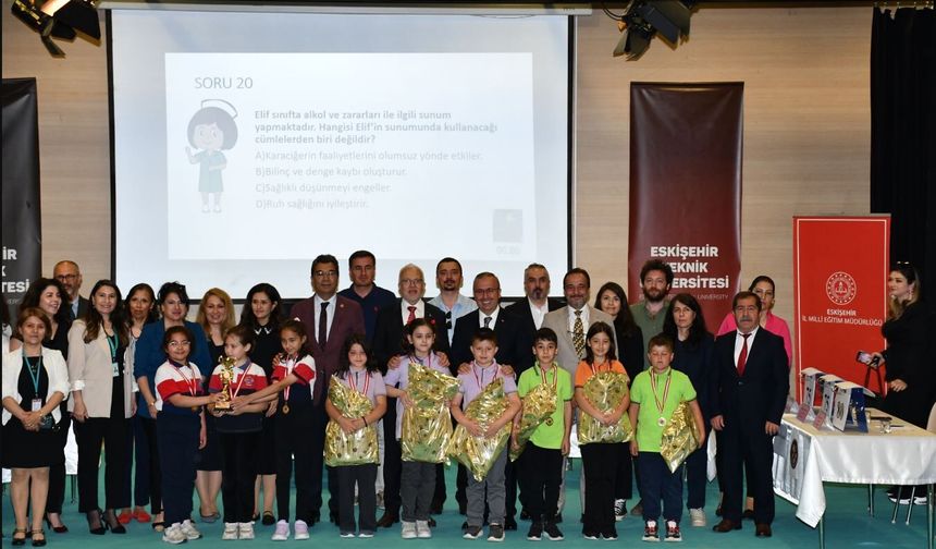 Şehit Onur İlkhan İlkokulu Şampiyon Oldu