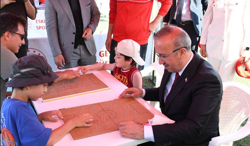 Eskişehir'de Gençlik ve Spor Şöleni