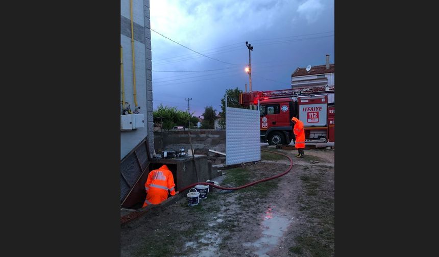 Büyükşehir Ekipleri Çifteler Ve Sivrihisar’da Teyakkuzdaydı