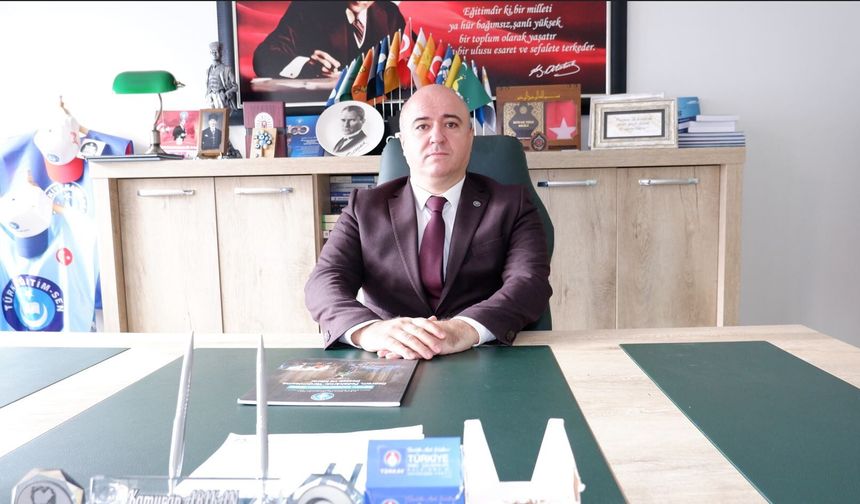 “Kız Öğrencilere ‘Sen Böyle Giyinirsen Milleti Azdırırsın’ Mesajı Atan Öğretmen Daha Yakın İlçeye Sürüldü”