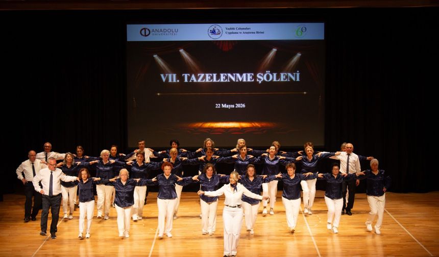 Tazelenme Üniversitesi dönem sonunu şölen ile kutladı