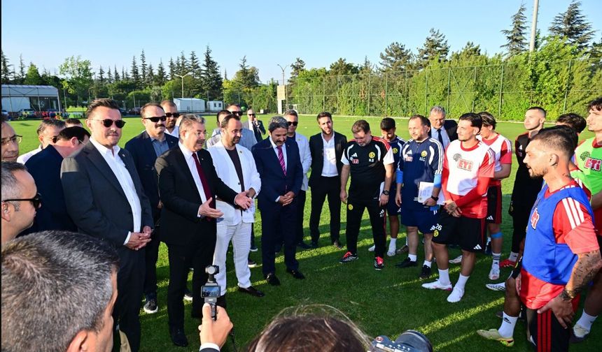 Eskişehirspor'u Ziyaret Ettiler