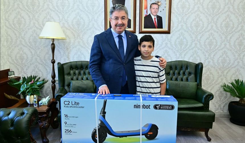 Vali'den Orman Şehidimizin Evladına Elektrikli Scooter