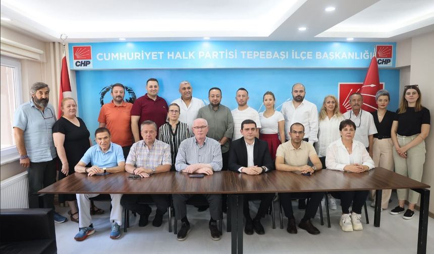 Kazım Kurt'tan Seçilmiş İlçe Başkanlarına Dayanışma Ziyareti