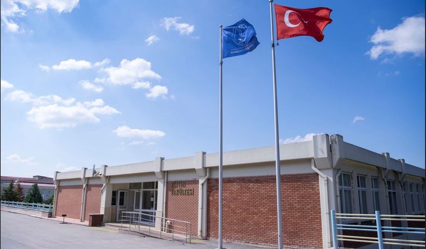 Öğretmen yetiştirmede köklü deneyim güçlü akademik altyapı