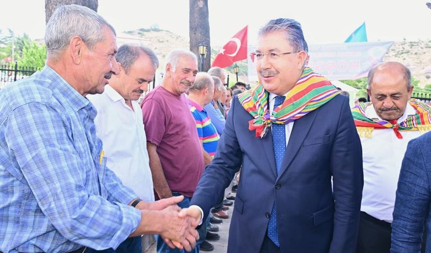 Vali Yılmaz Ertuğrulgazi Yörük Etkinlikleri'ne Katıldı