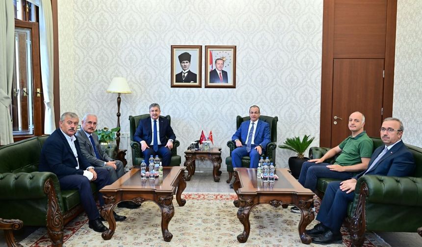 Fethi Fahri Kaya'dan Vali Yılmaz'a Ziyaret