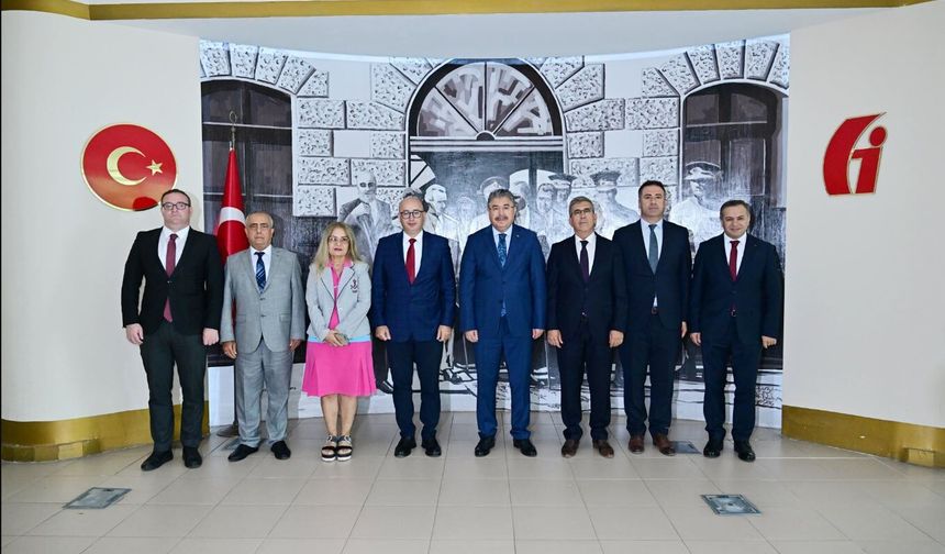 Vali Yılmaz'dan İl Defterdarlığına Ziyaret