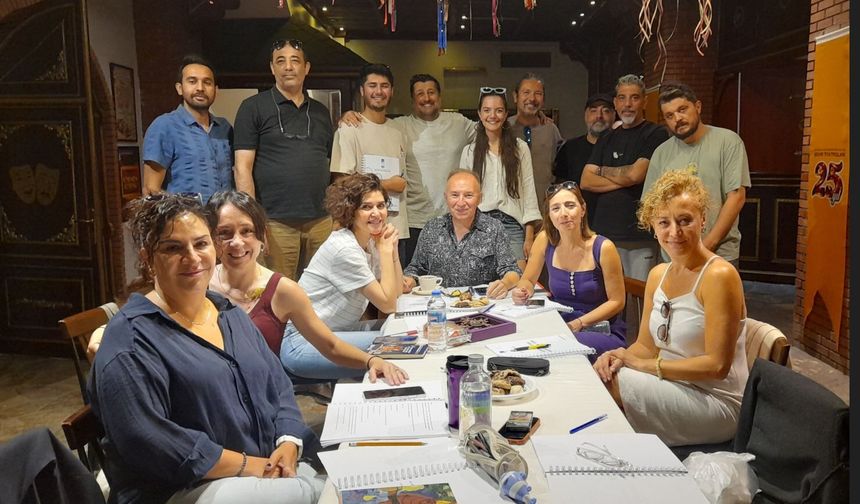 Şehir Tiyatrolarında “Karanlıktan Bahsetmek Yok”