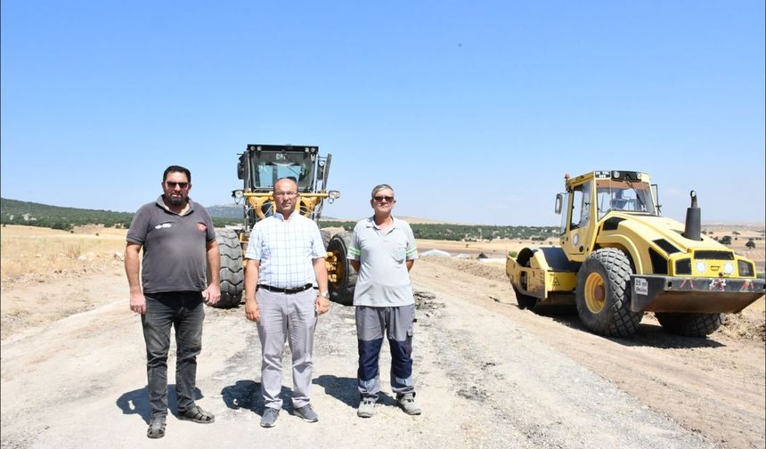 Taşlıkköy’de Çidem İçin Yol Çalışmaları Başladı