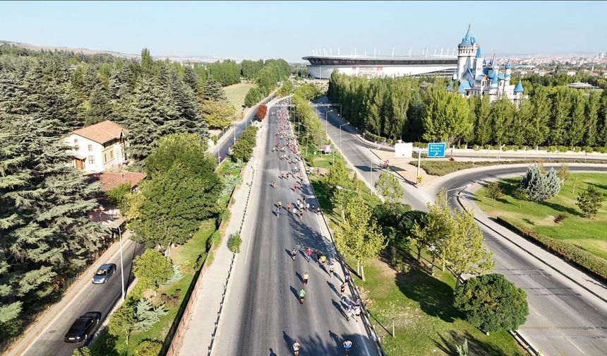 Büyükşehirden Yarı Maraton Öncesi Sürücülere Uyarı