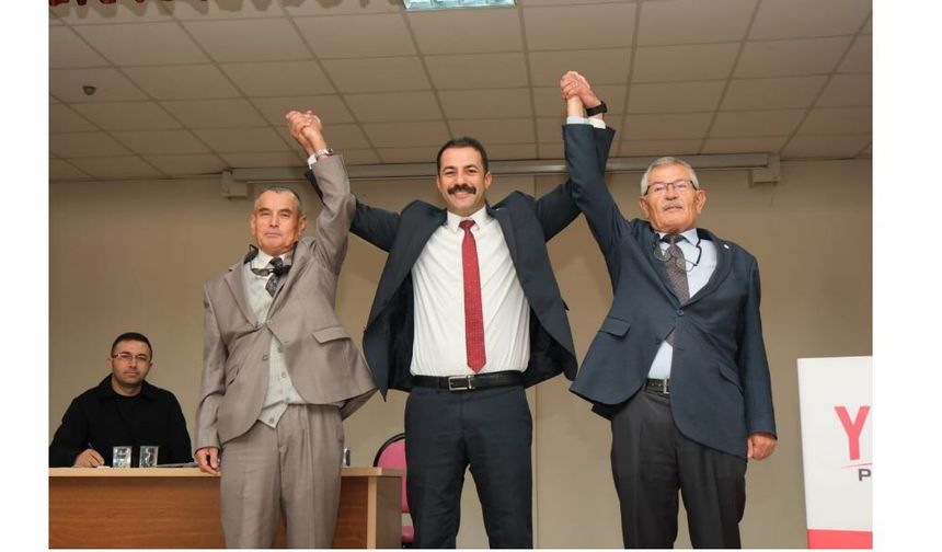 YENİ Parti Mahmudiye'de Karataş Güven Tazeledi