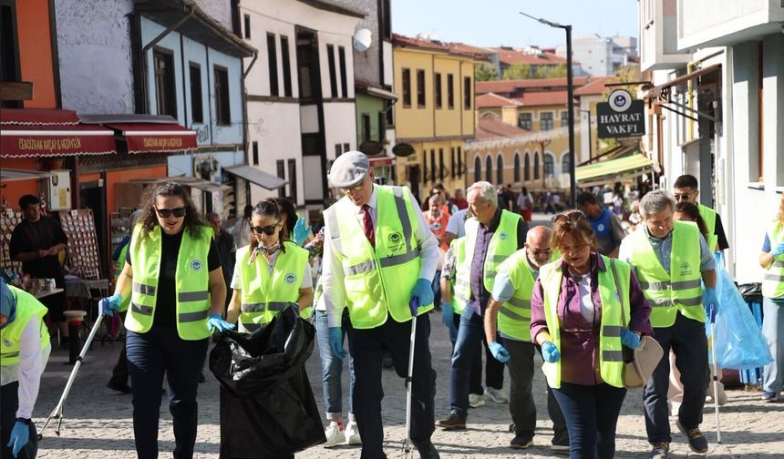 Odunpazarı’nda Dünya Temizlik Günü’ne Anlamlı Çağrı