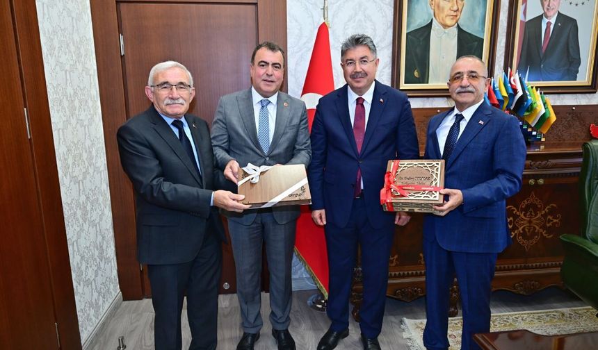 MHP Yönetiminden Vali Yılmaz'a Ziyaret
