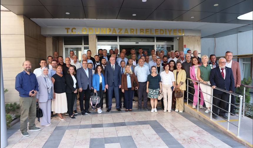 Başkan Kurt Muhtarlar İle Bir Araya Geldi