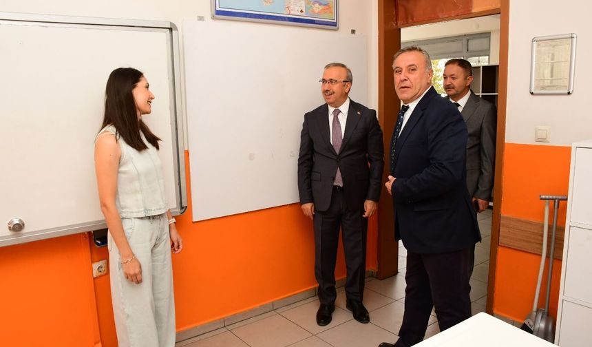Müdür Aydın'dan Uyum Haftası Ziyaretleri