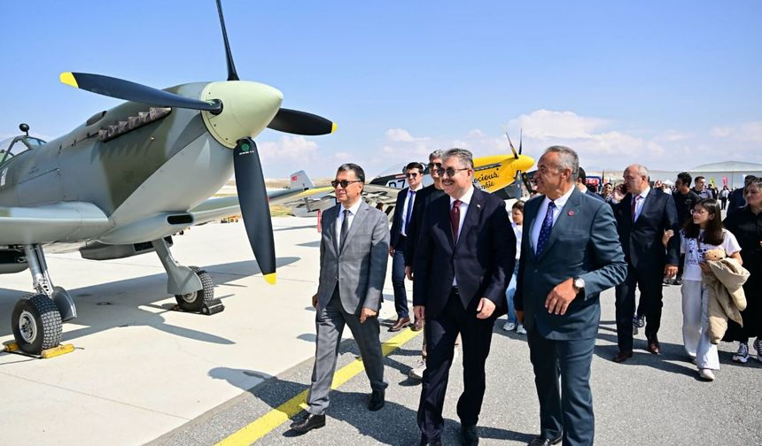 11. Sivrihisar Hava Gösterilerine Görkemli Tören