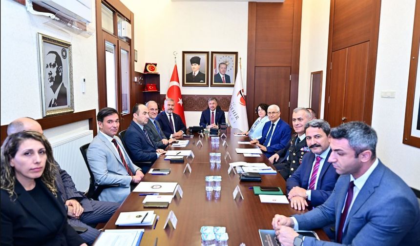 Üniversiteli Öğrencilerin Güvenliği Masaya Yatırıldı