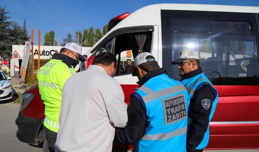 Eskişehir’de Minibüslere Ortak Denetim
