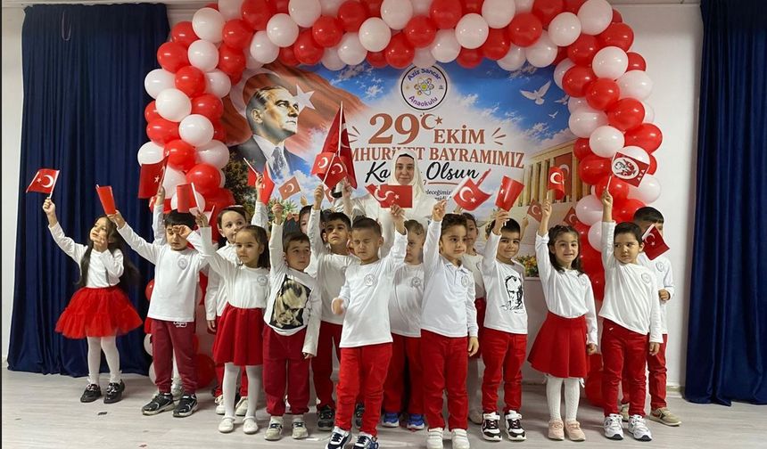 Aziz Sancar Anaokulunda 29 Ekim Coşkusu