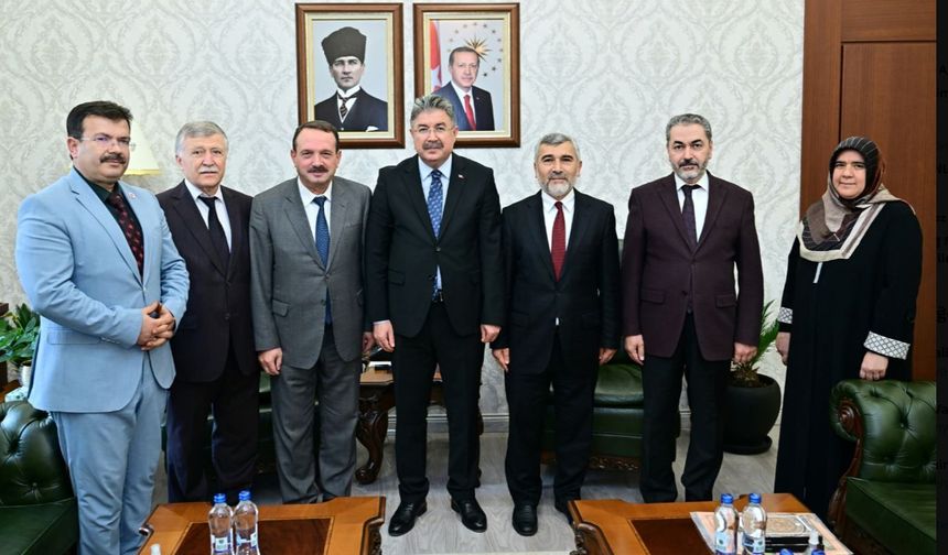 Vali Yılmaz Camiler Ve Din Görevlileri Haftası'nı Kutladı