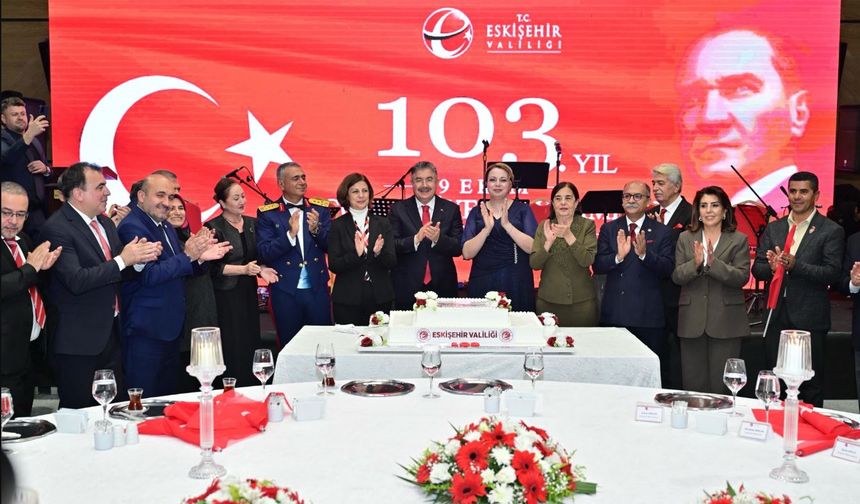 Coşkulu 103. Yıl Resepsiyonu