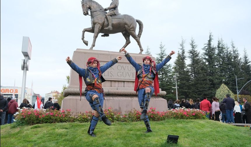 Cumhuriyet Coşkusu Eskişehir’i Sardı