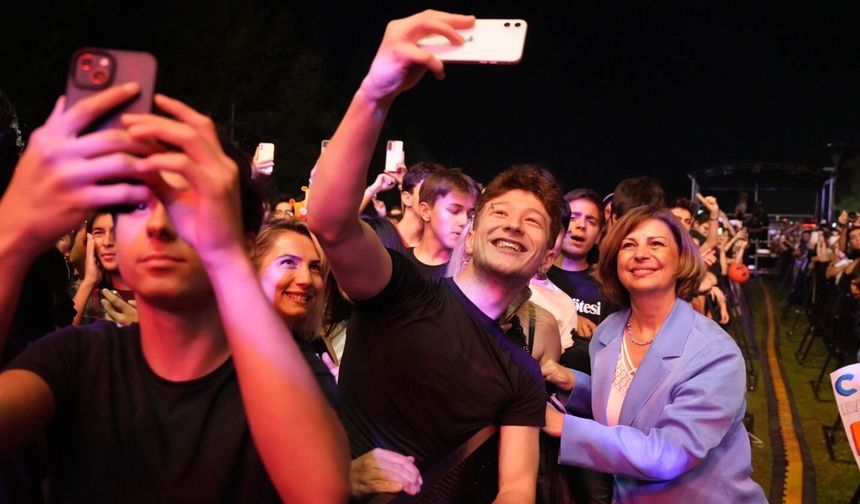 Başkan Ayşe Ünlüce Türkiye’nin İlk 5’inde