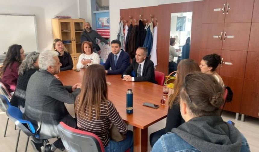 Barış Hancı'dan Okul Ziyareti