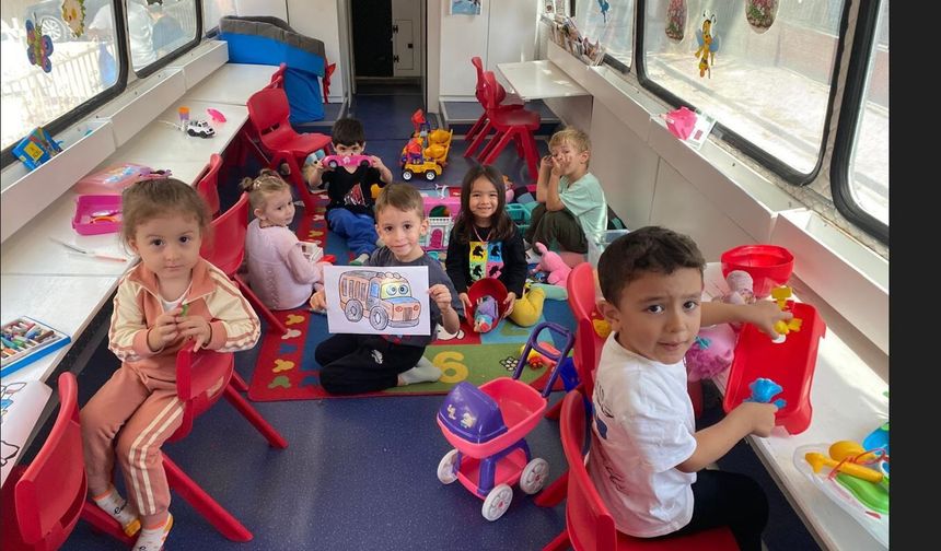 Oyun Otobüsü Mahallelerde Çocuklarla Buluşuyor