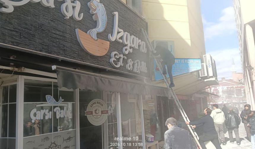 Taşbaşı Çarşısında Korkutan Yangın