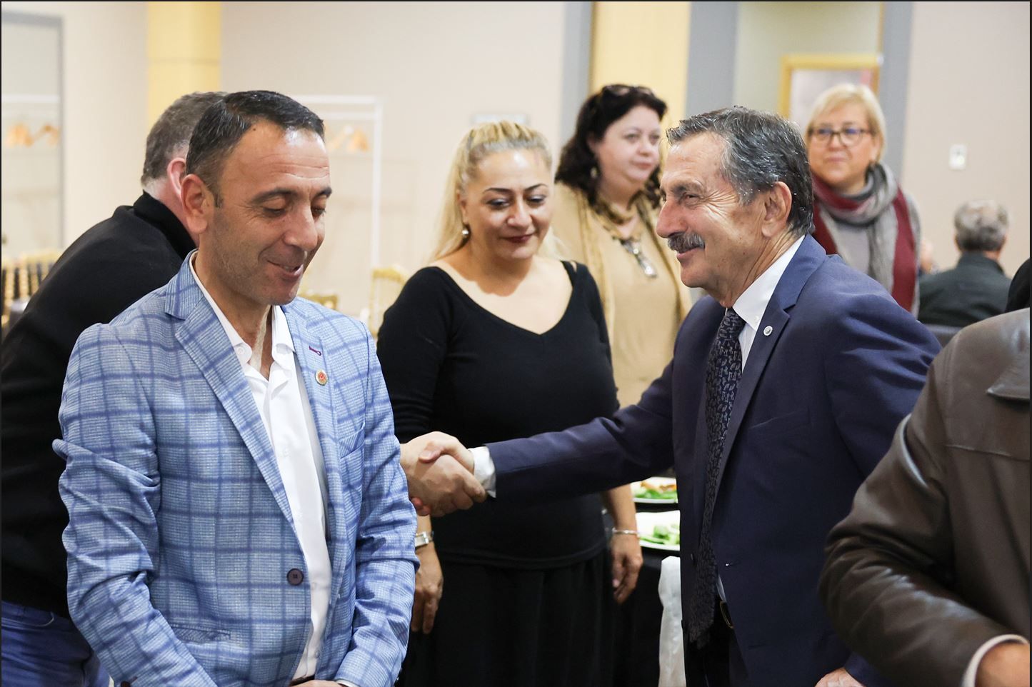 Başkan Ataç; “En Önemli Önceliğimiz Mahallelerimize Hizmet”