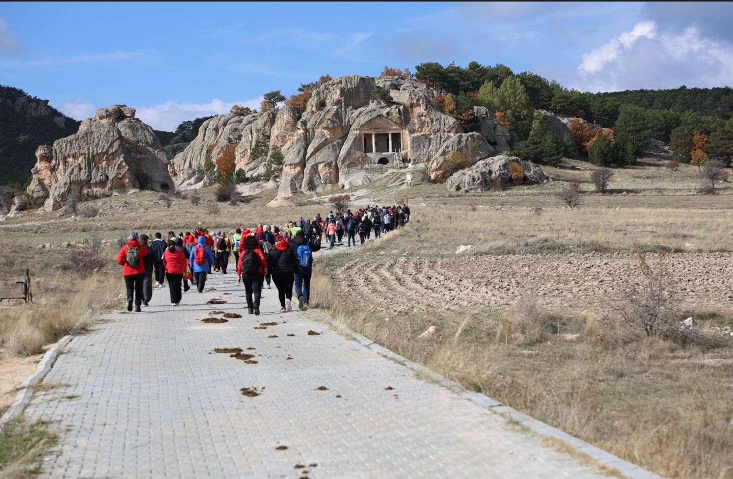 Cumhuriyet Coşkusu Frig Vadisi’nde Doğayla Buluşacak